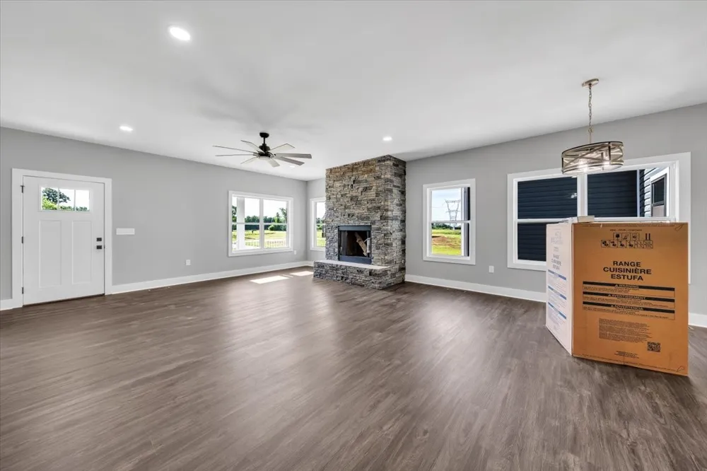 101 Brinkley Road Wartrace, TN 37183