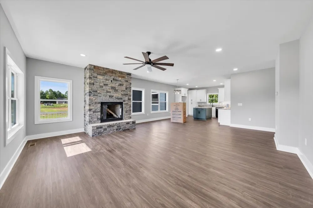 101 Brinkley Road Wartrace, TN 37183