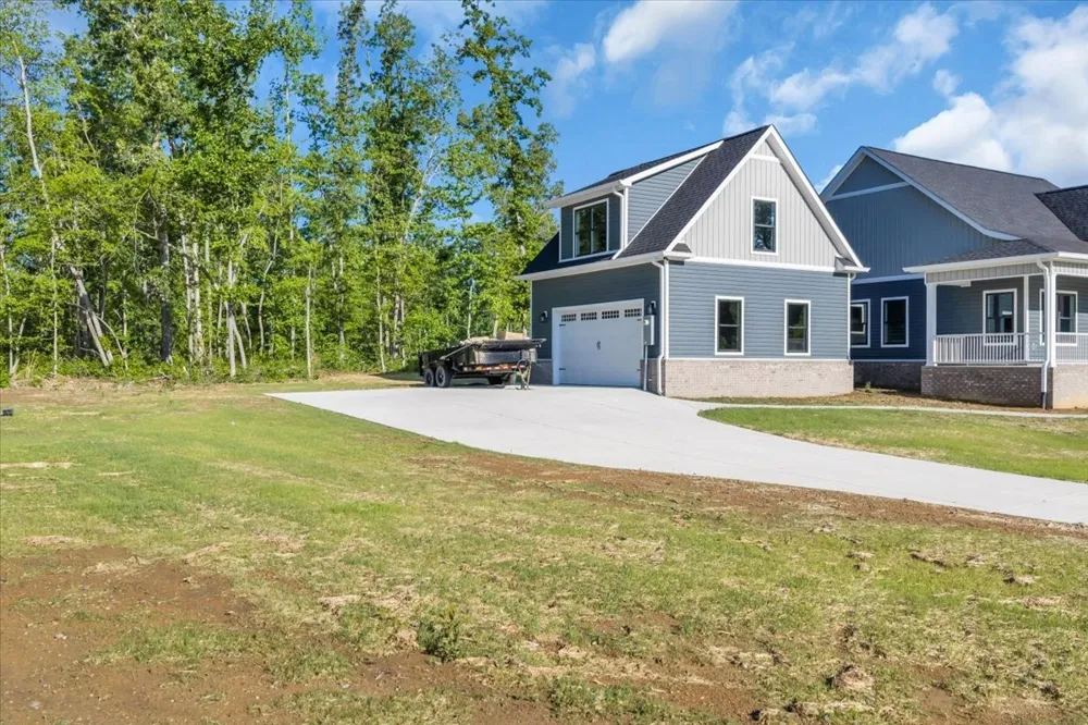101 Brinkley Road Wartrace, TN 37183