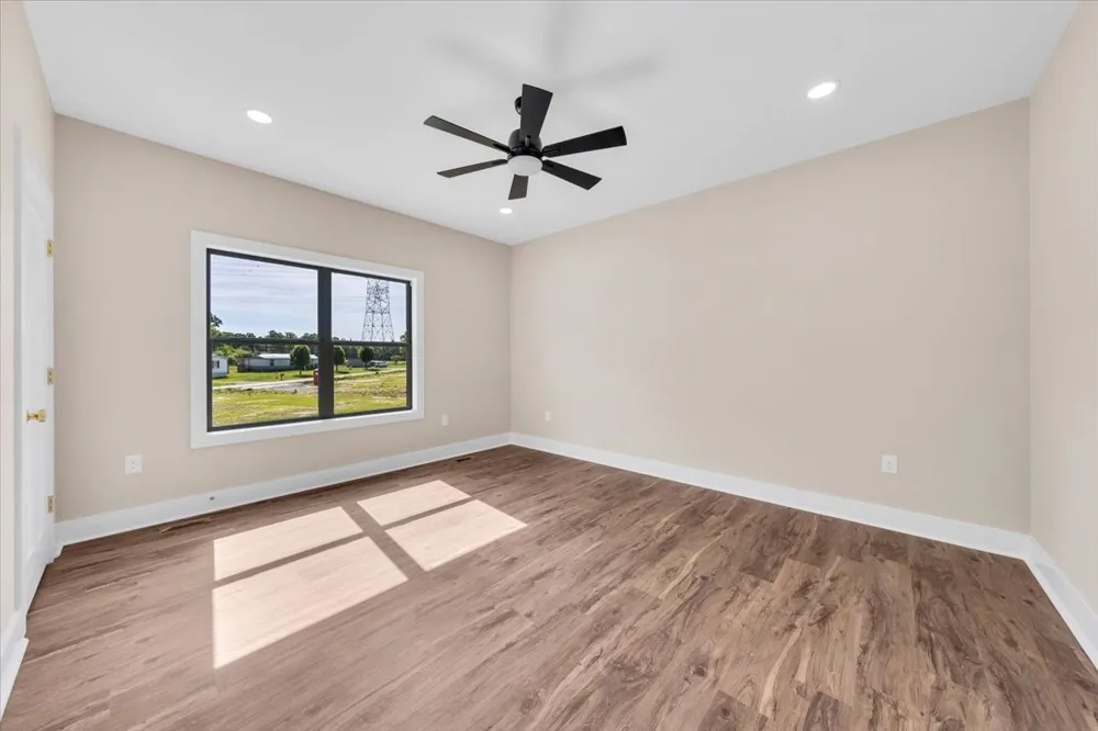 139 Brinkley Road Wartrace, TN 37183