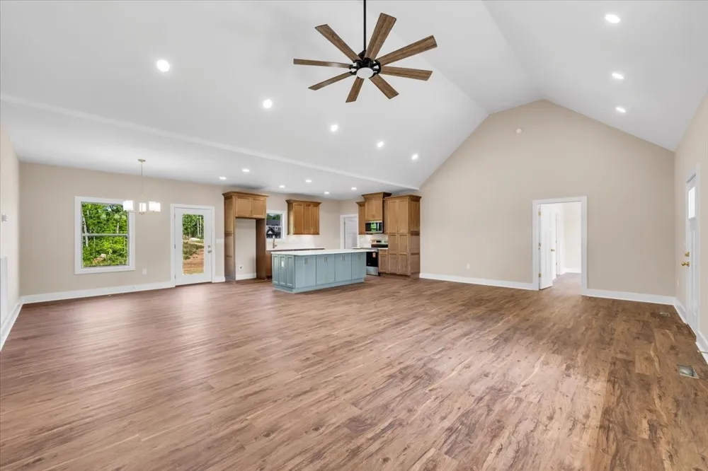 139 Brinkley Road Wartrace, TN 37183