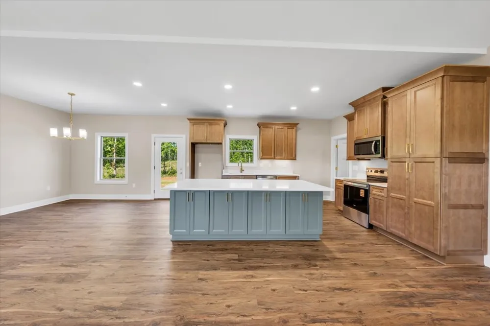 139 Brinkley Road Wartrace, TN 37183