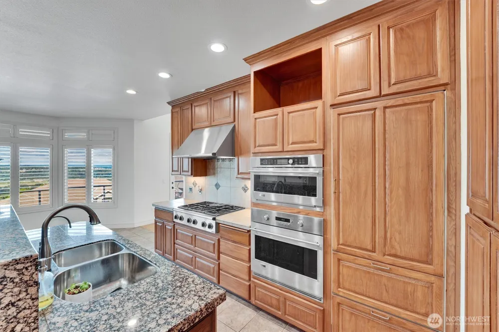 10010 181st Avenue Ct E Bonney Lake, WA 98391