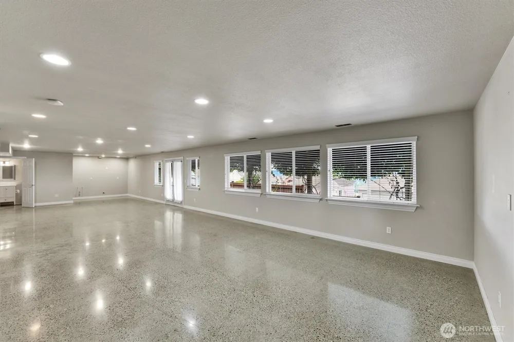 10010 181st Avenue Ct E Bonney Lake, WA 98391