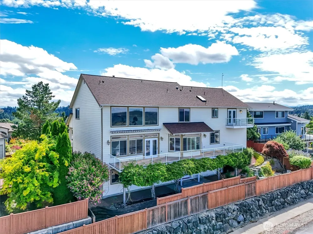 10010 181st Avenue Ct E Bonney Lake, WA 98391