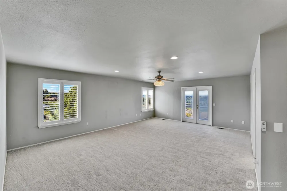 10010 181st Avenue Ct E Bonney Lake, WA 98391