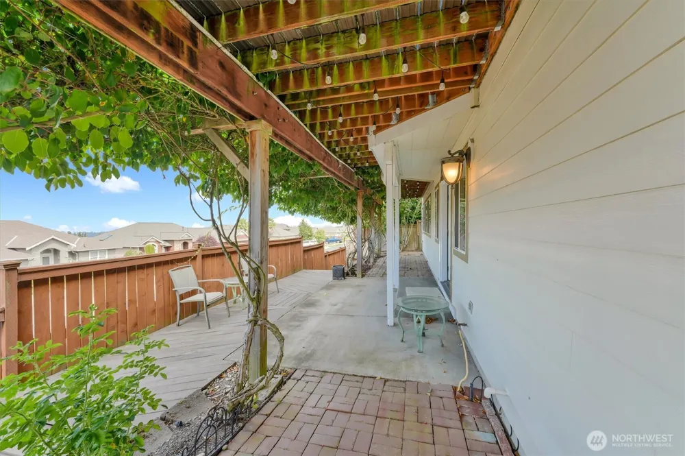 10010 181st Avenue Ct E Bonney Lake, WA 98391