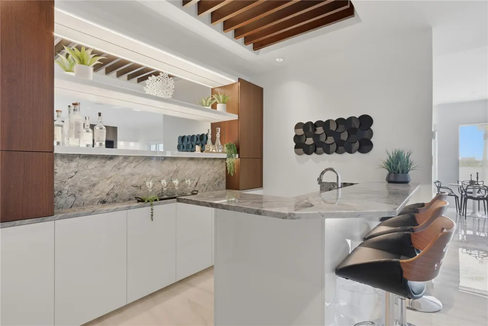 1475 JOHN RINGLING PARKWAY Sarasota, FL 34236