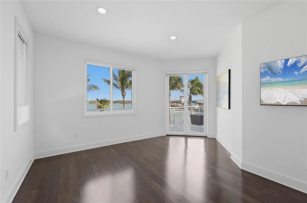1475 JOHN RINGLING PARKWAY Sarasota, FL 34236