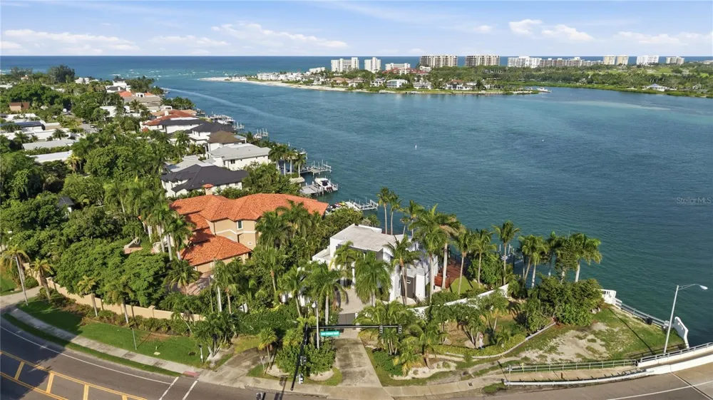1475 JOHN RINGLING PARKWAY Sarasota, FL 34236