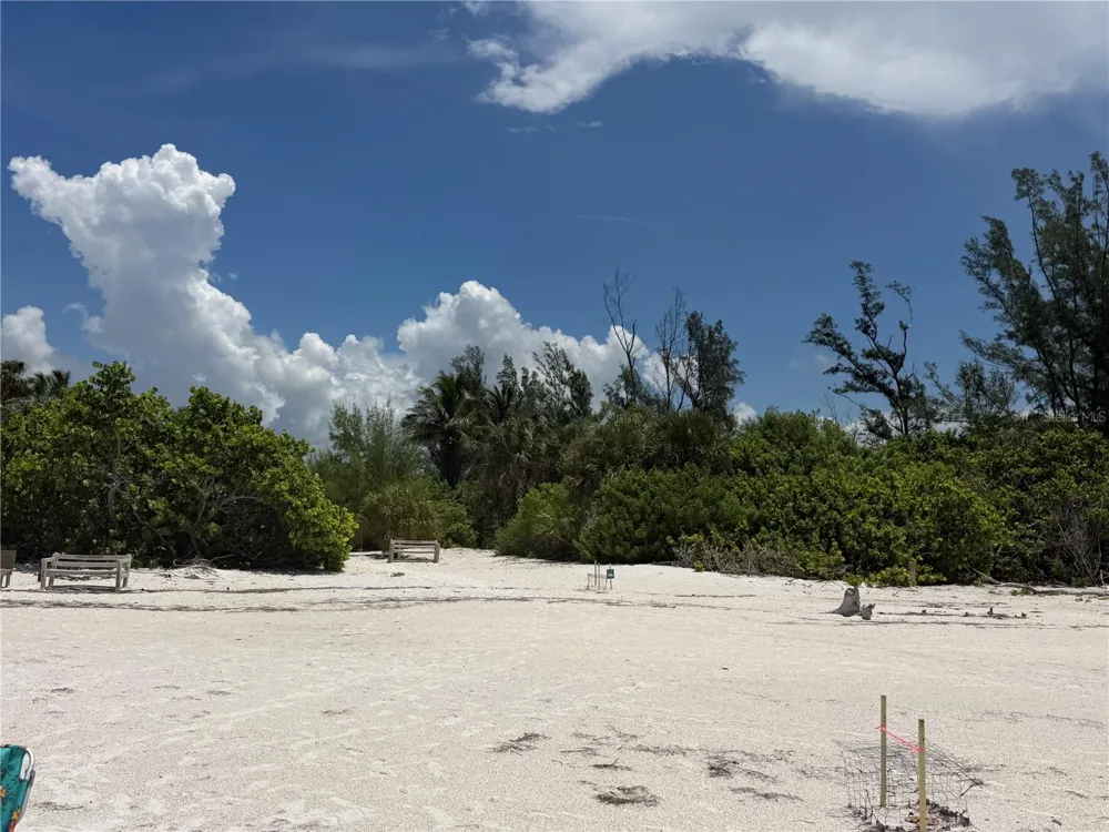 1475 JOHN RINGLING PARKWAY Sarasota, FL 34236