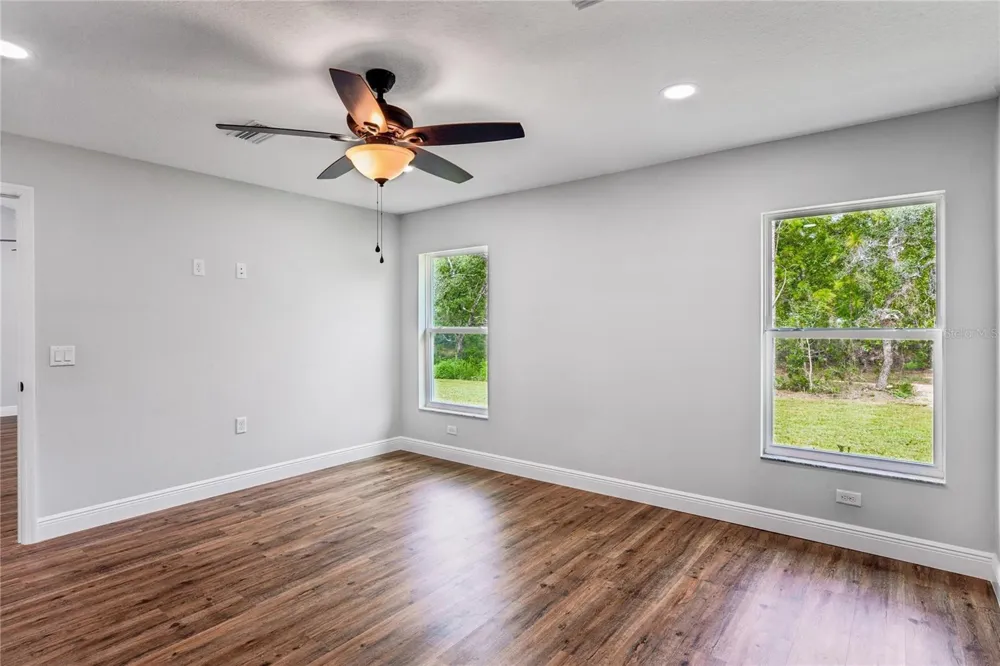 15093 GONZO ROAD Weeki Wachee, FL 34614