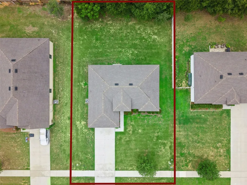 35685 ROSE MOSS AVENUE Leesburg, FL 34788