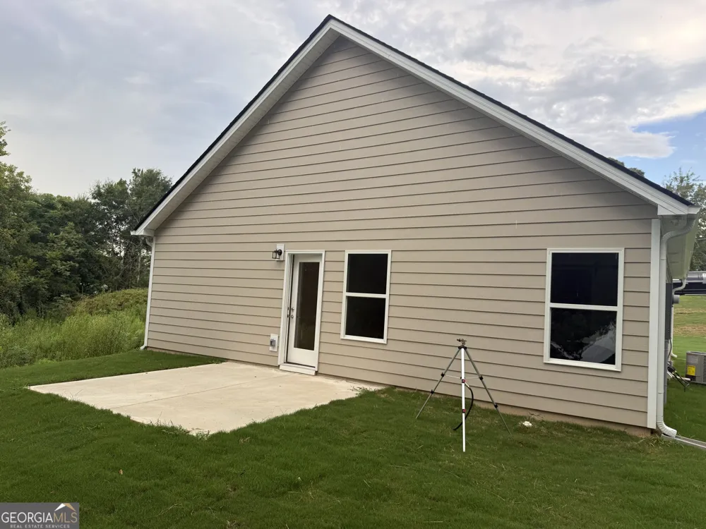 1108 7th ST West Point, GA 31833