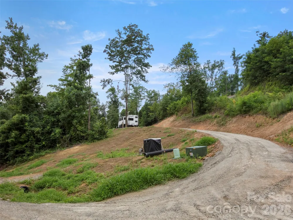 213 Three Rivers Drive Hendersonville, NC 28792