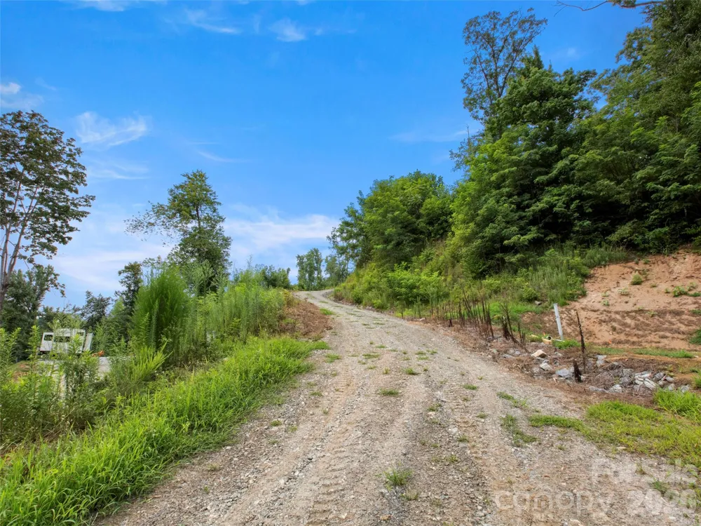 213 Three Rivers Drive Hendersonville, NC 28792