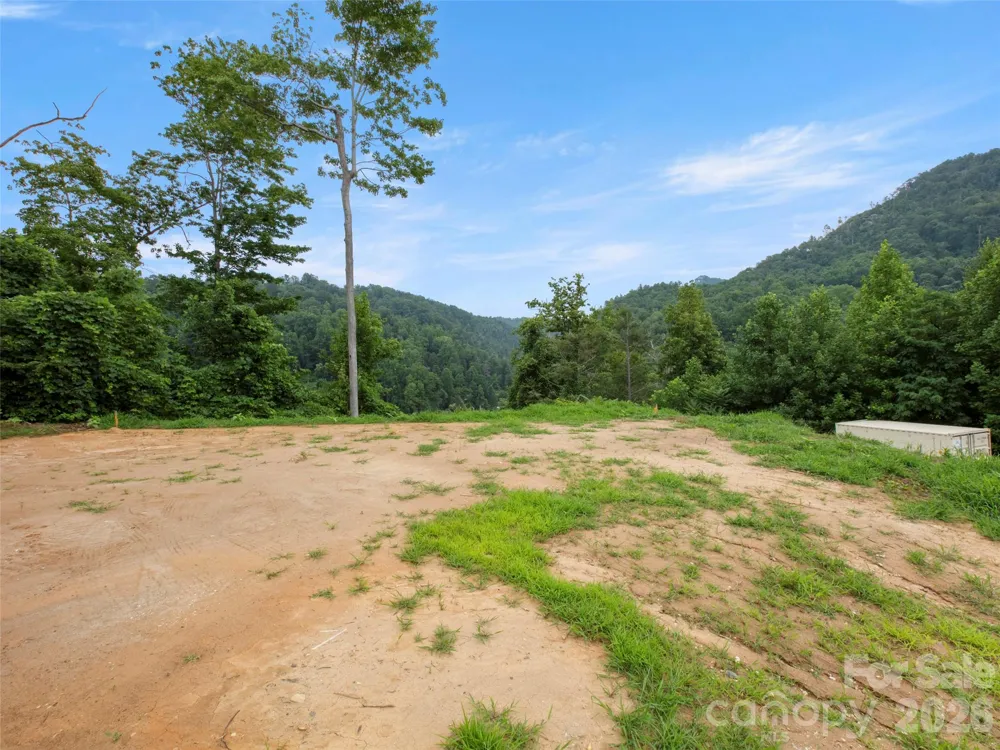 213 Three Rivers Drive Hendersonville, NC 28792
