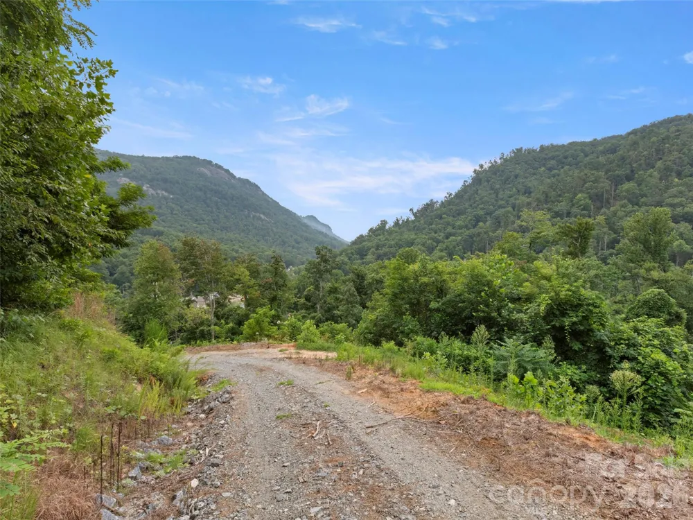 213 Three Rivers Drive Hendersonville, NC 28792