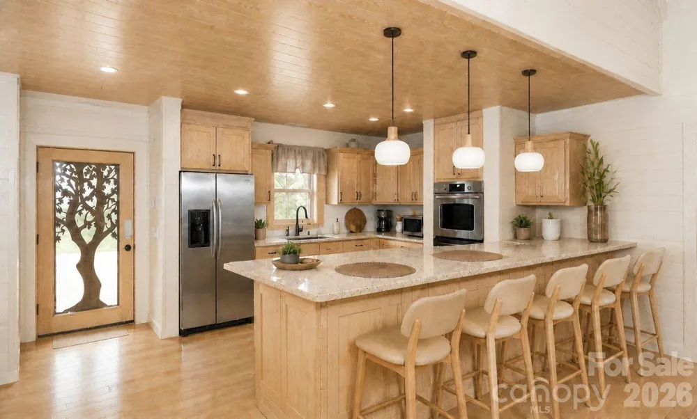 213 Three Rivers Drive Hendersonville, NC 28792