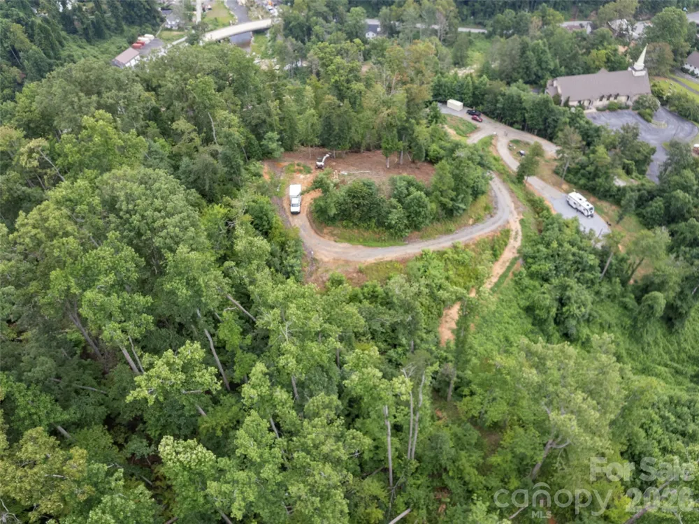 213 Three Rivers Drive Hendersonville, NC 28792