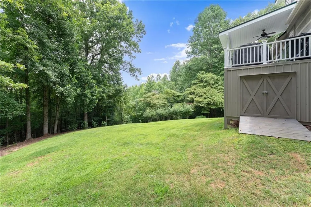 481 Leona Lane Cleveland, GA 30528
