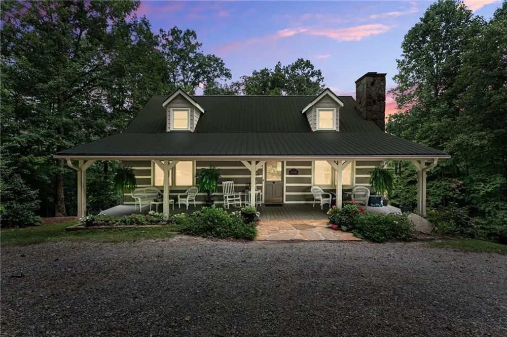 481 Leona Lane Cleveland, GA 30528
