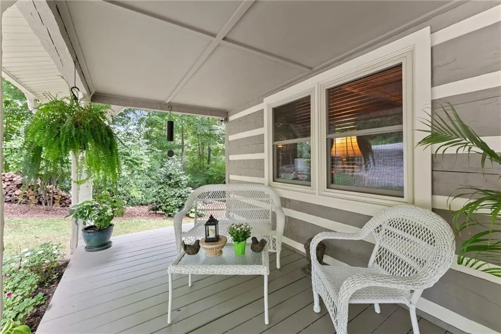 481 Leona Lane Cleveland, GA 30528
