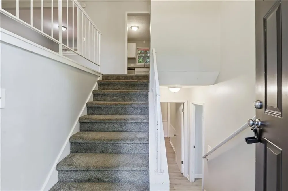 8862 Raven Drive Jonesboro, GA 30238