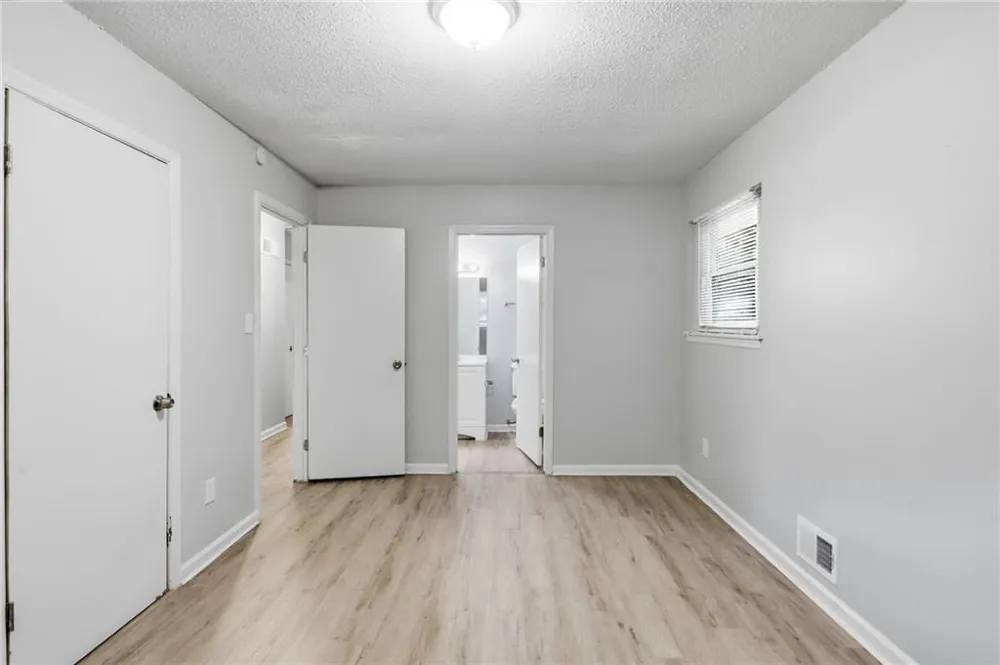 8862 Raven Drive Jonesboro, GA 30238