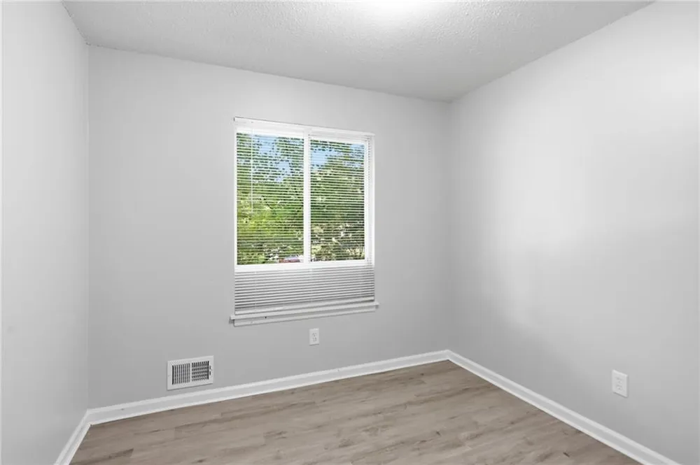 8862 Raven Drive Jonesboro, GA 30238