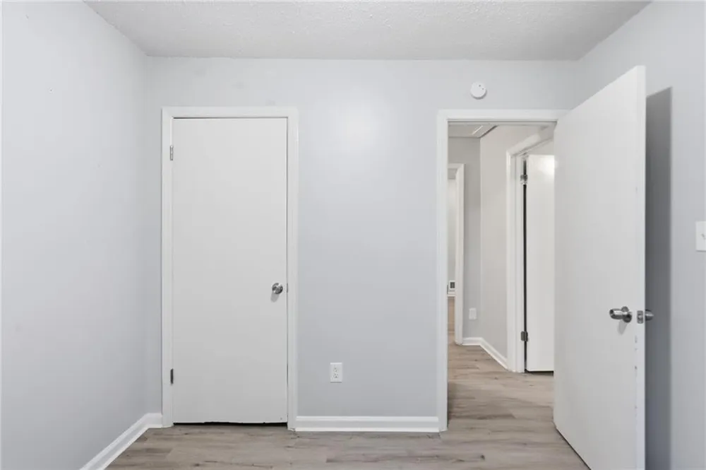 8862 Raven Drive Jonesboro, GA 30238