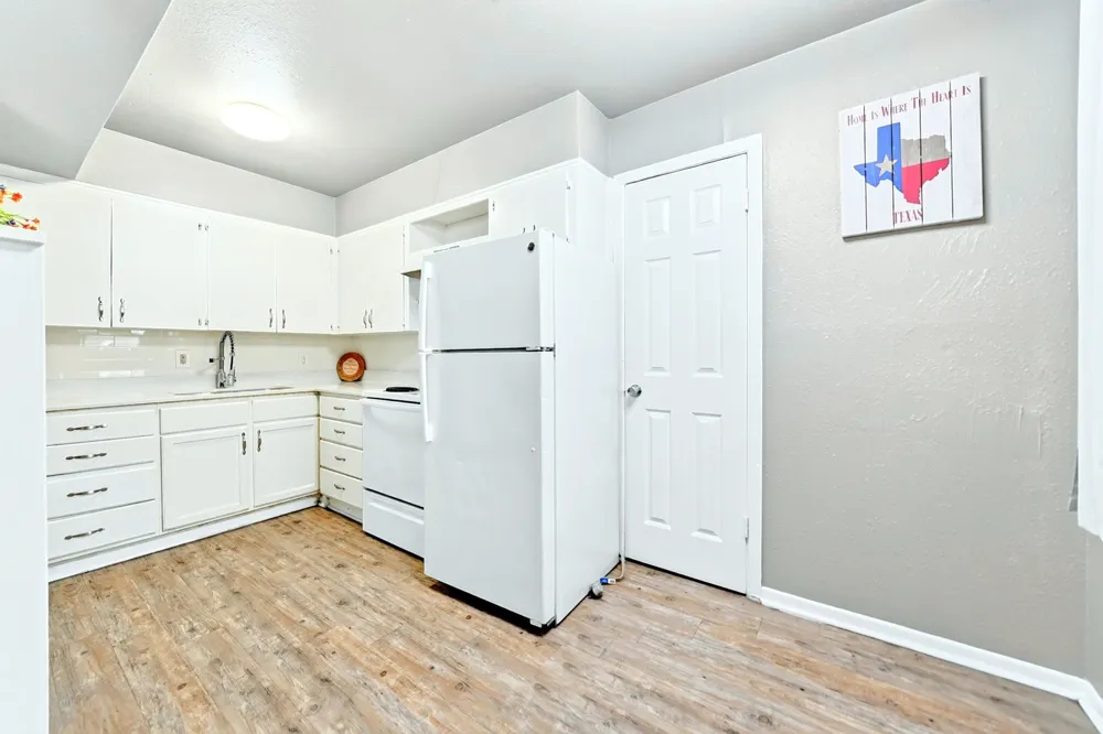 1417 Bennett Avenue #G Dallas, TX 75206