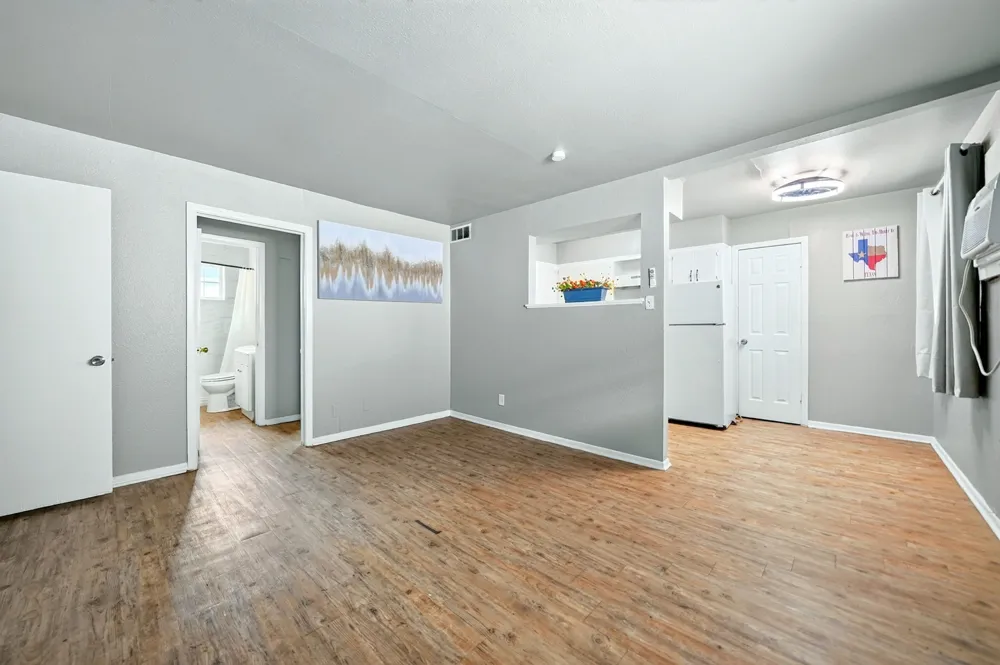 1417 Bennett Avenue #G Dallas, TX 75206
