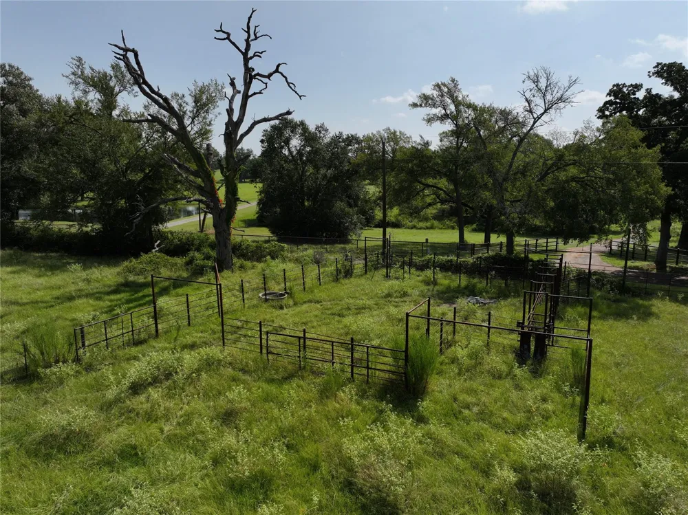 Cr 320 Centerville, TX 75833