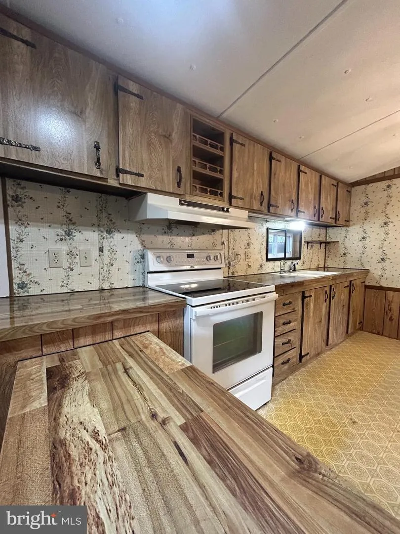 92 MIC NAN DRIVE Middletown, PA 17057