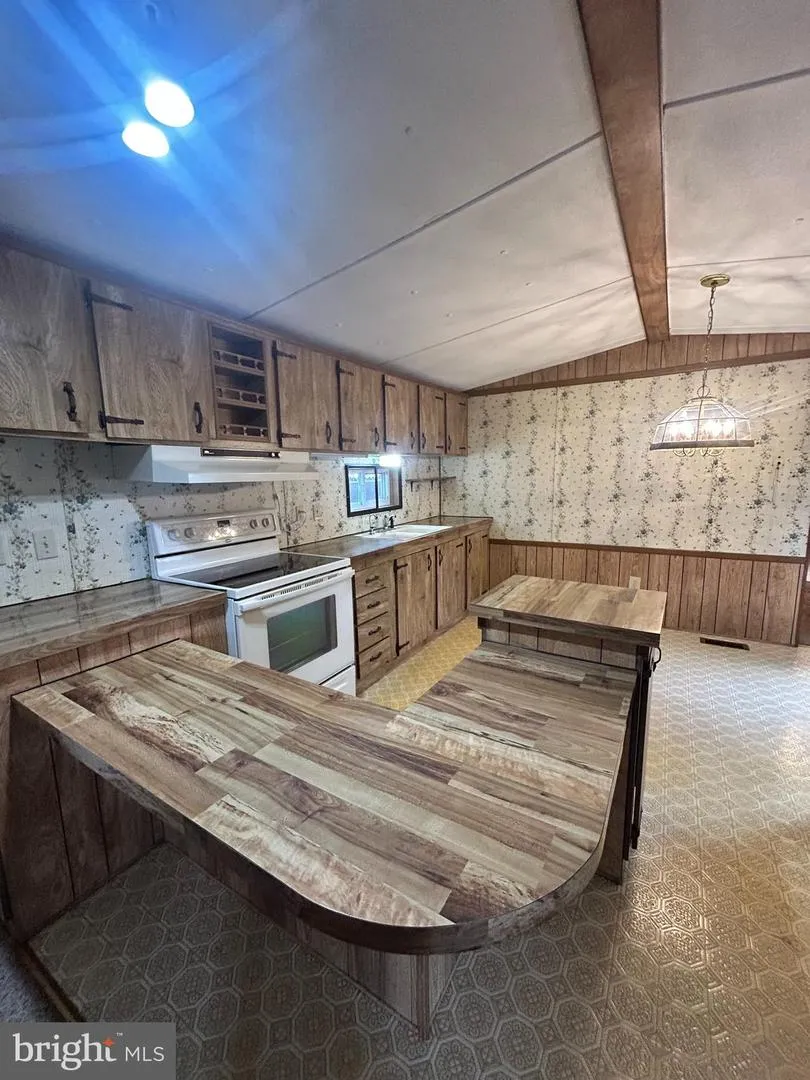 92 MIC NAN DRIVE Middletown, PA 17057