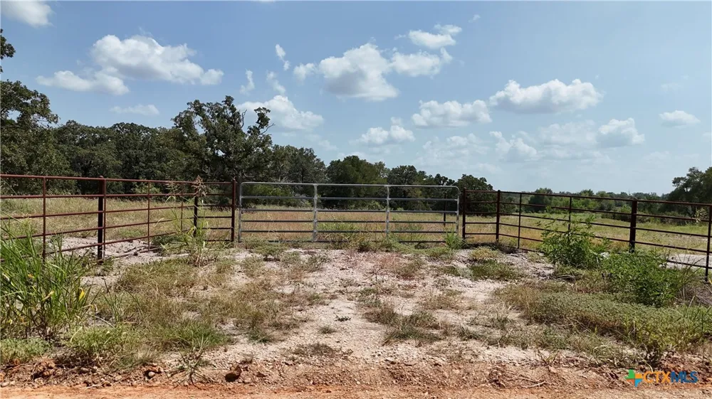 6038 County Road 234 Milano, TX 76556