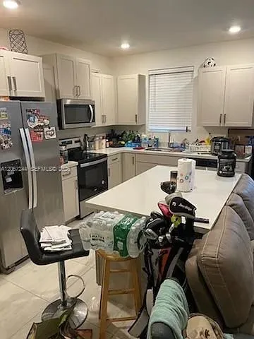 2475 SE 11th St Homestead, FL 33035