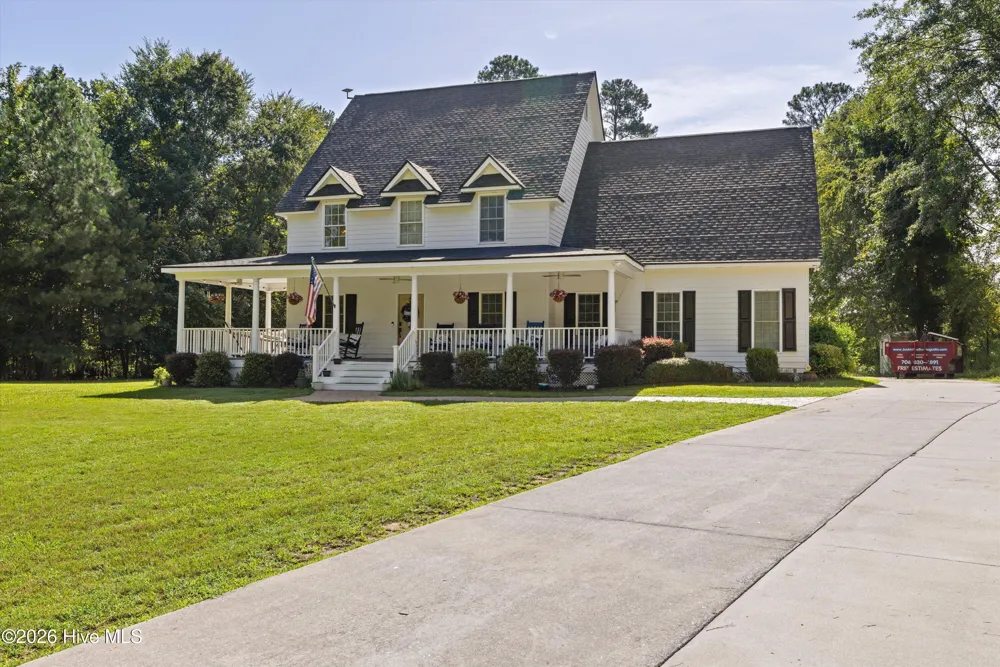 553 Oakwood Pointe Road Appling, GA 30802