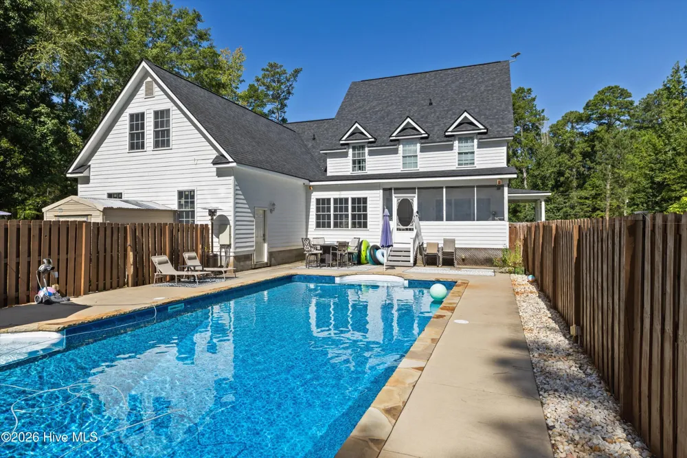 553 Oakwood Pointe Road Appling, GA 30802