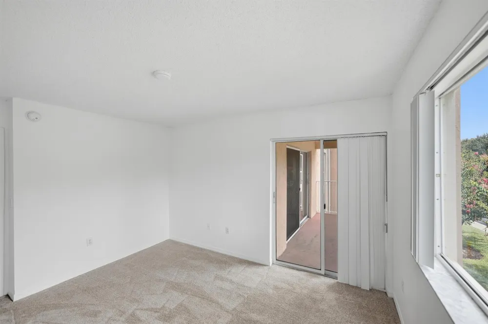 1640 42ND CIRCLE #209 Vero Beach, FL 32967