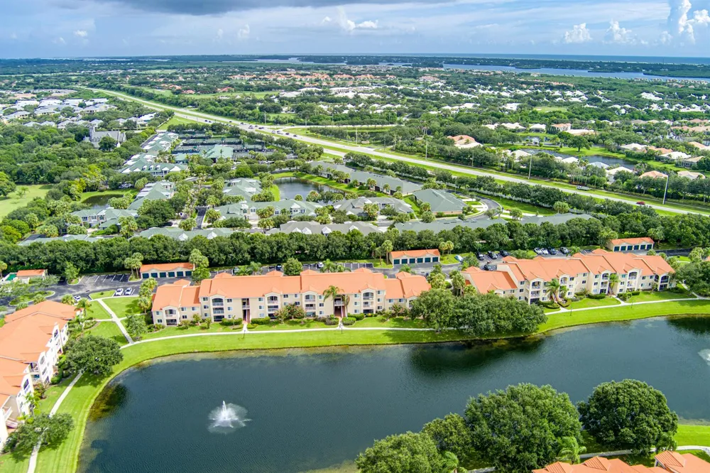 1640 42ND CIRCLE #209 Vero Beach, FL 32967