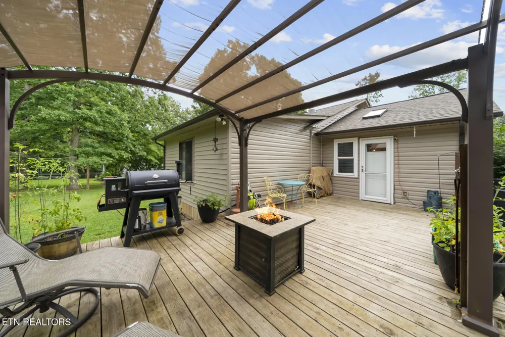 3213 Pueblo Drive Crossville, TN 38572
