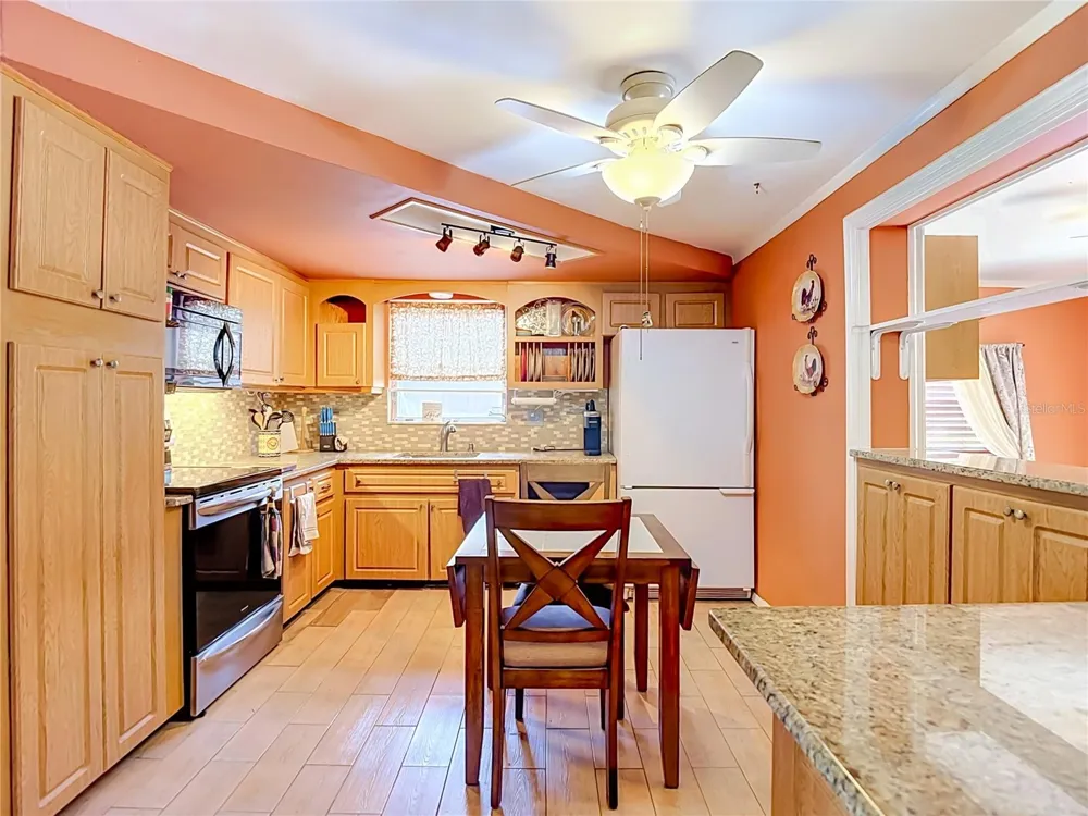 Address Not Shown Holiday, FL 34691