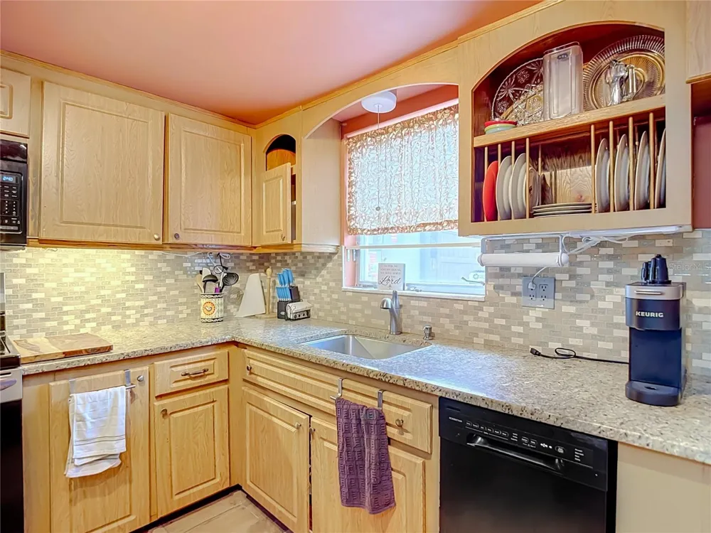 Address Not Shown Holiday, FL 34691