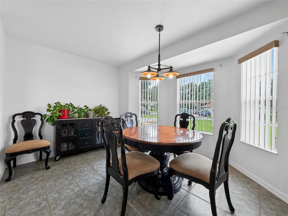 370 CARRIAGE LANE Lady Lake, FL 32159