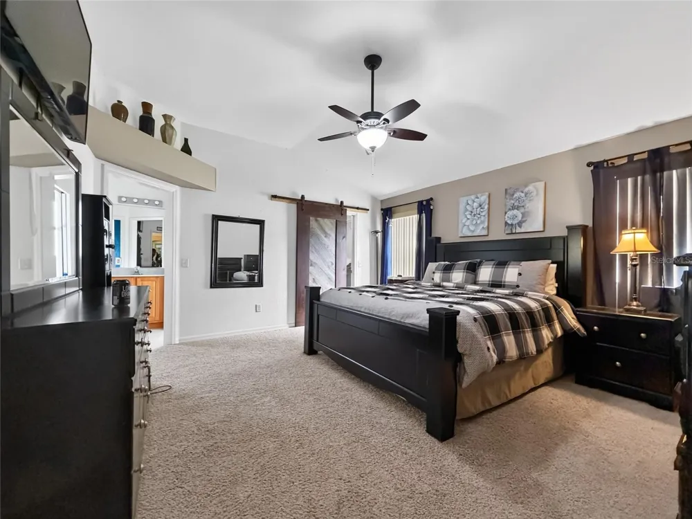 370 CARRIAGE LANE Lady Lake, FL 32159