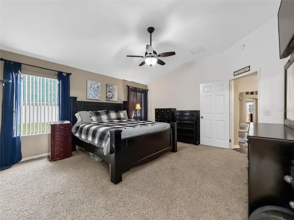 370 CARRIAGE LANE Lady Lake, FL 32159