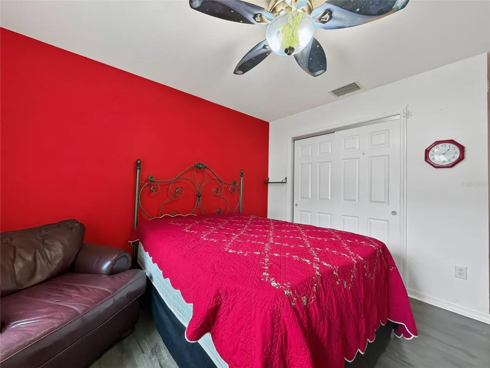 370 CARRIAGE LANE Lady Lake, FL 32159