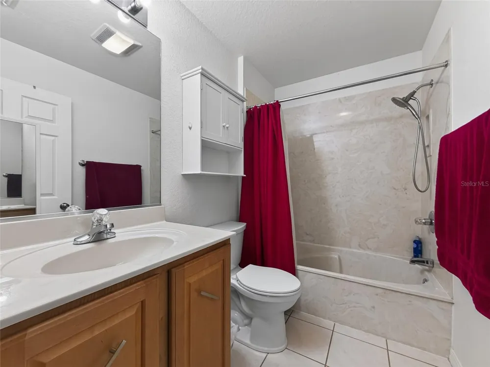 370 CARRIAGE LANE Lady Lake, FL 32159